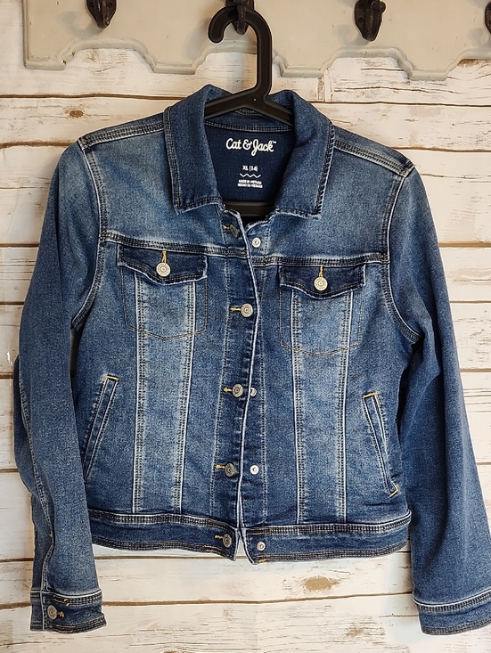 Cat & Jack Other - Cat & Jack Classic Medium Blue Denim Jacket Girls XL 14